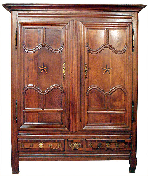 XVIII siecle,armoire de l'EST ALSACE
